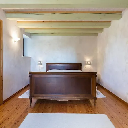 Villa Aquileia فيلة *